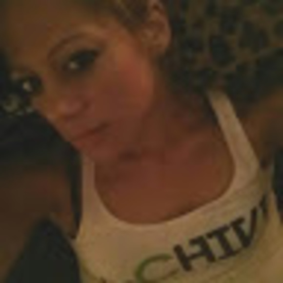 Meet your Posher, Nicol - Picture 1 of 1